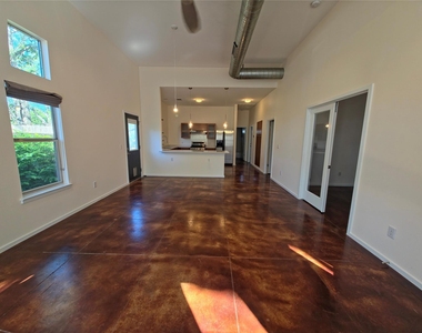 3806 Menchaca Rd - Photo Thumbnail 2