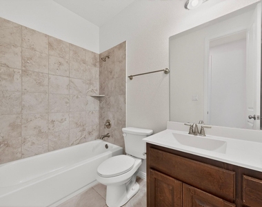 536 Caddo Lake Dr - Photo Thumbnail 19