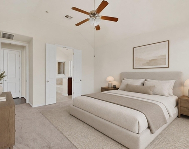 536 Caddo Lake Dr - Photo Thumbnail 13