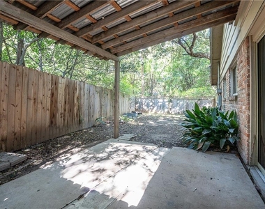 9104 Quail Creek Dr - Photo Thumbnail 24