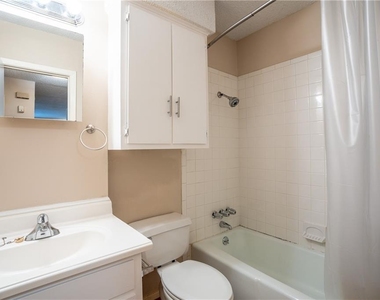 9104 Quail Creek Dr - Photo Thumbnail 21