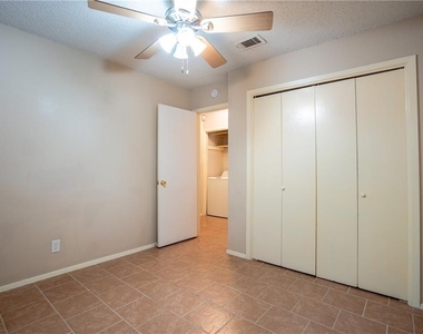 9104 Quail Creek Dr - Photo Thumbnail 18
