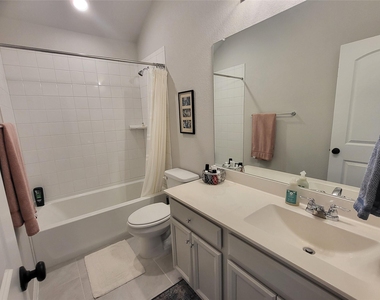 108 Blue Hibiscus Dr - Photo Thumbnail 9