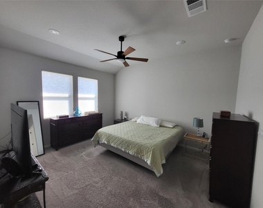 108 Blue Hibiscus Dr - Photo Thumbnail 12
