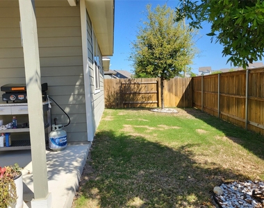 108 Blue Hibiscus Dr - Photo Thumbnail 19