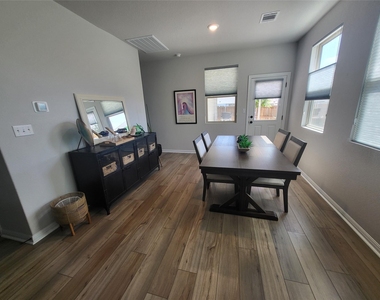108 Blue Hibiscus Dr - Photo Thumbnail 11