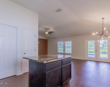 128 Terracina Drive - Photo Thumbnail 9