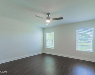 128 Terracina Drive - Photo Thumbnail 12