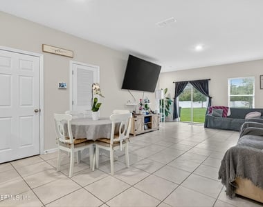 12784 Veterans Court - Photo Thumbnail 5