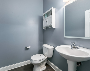 2331 Overlook Court - Photo Thumbnail 8