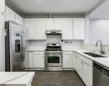 2331 Overlook Court - Photo Thumbnail 5