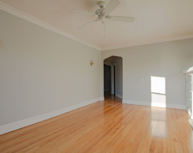 8229 S Vernon Avenue - Photo Thumbnail 1