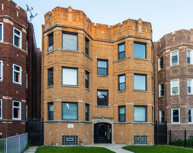 8229 S Vernon Avenue - Photo Thumbnail 8