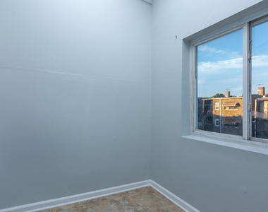 8229 S Vernon Avenue - Photo Thumbnail 7