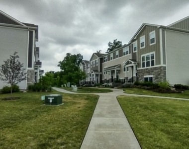 1039 Atterberg Road - Photo Thumbnail 16