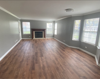 2111 Camden Lane - Photo Thumbnail 6