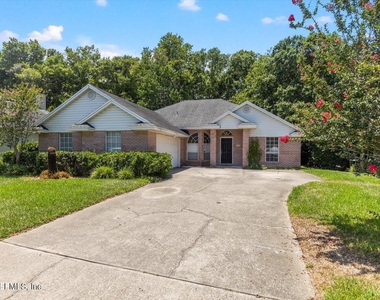 1722 Branch Vine Drive W - Photo Thumbnail 1