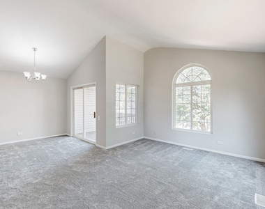 1860 Middlebury Drive - Photo Thumbnail 5