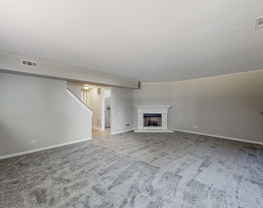 1860 Middlebury Drive - Photo Thumbnail 16