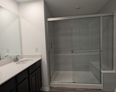 1085 Atterberg Road - Photo Thumbnail 9