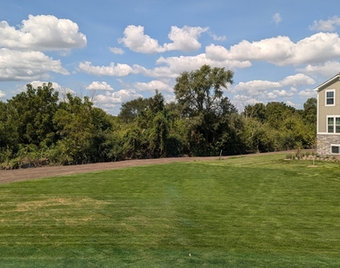 1085 Atterberg Road - Photo Thumbnail 15
