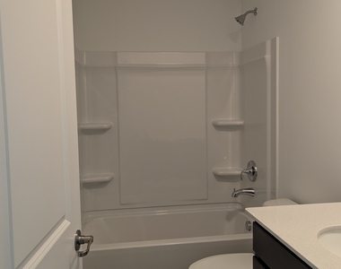 1085 Atterberg Road - Photo Thumbnail 14