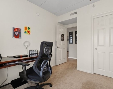 225 Main Street - Photo Thumbnail 14