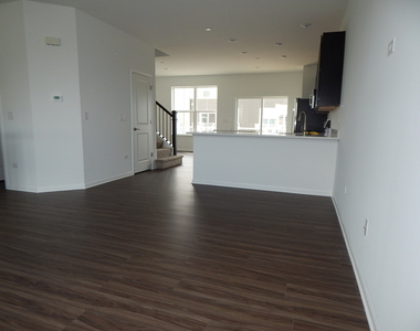 12382 Tinsley Street - Photo Thumbnail 5