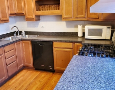 5720 S Kenwood Avenue - Photo Thumbnail 10