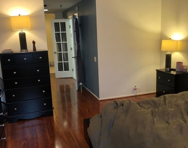 680 N Lake Shore Drive - Photo Thumbnail 9