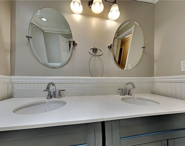 2755 Hickory Circle - Photo Thumbnail 12