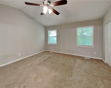 603 Brolley Court - Photo Thumbnail 6
