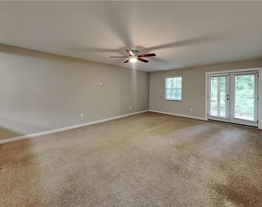 603 Brolley Court - Photo Thumbnail 15