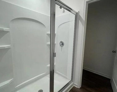 705 Evergreen Road - Photo Thumbnail 10