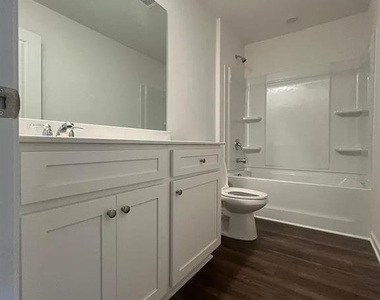 705 Evergreen Road - Photo Thumbnail 16