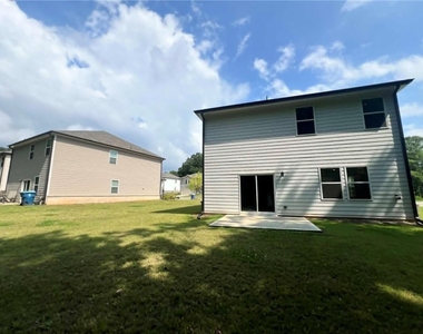 705 Evergreen Road - Photo Thumbnail 32