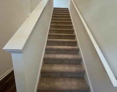 705 Evergreen Road - Photo Thumbnail 7