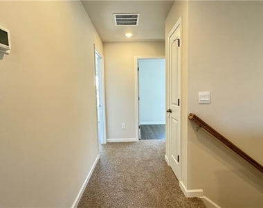 228 Water Oak Way - Photo Thumbnail 17
