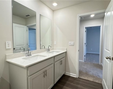 228 Water Oak Way - Photo Thumbnail 36