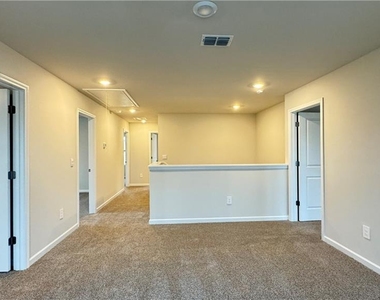 228 Water Oak Way - Photo Thumbnail 18