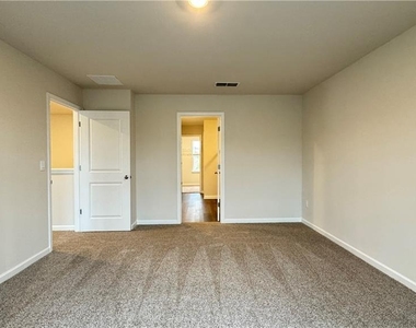 228 Water Oak Way - Photo Thumbnail 24