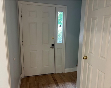 2380 Newport Landing - Photo Thumbnail 10