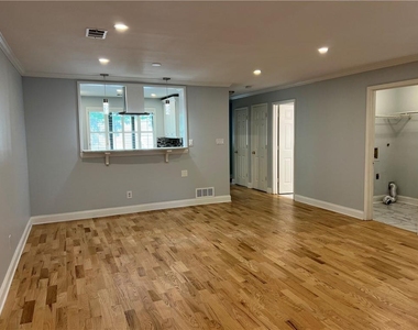 2380 Newport Landing - Photo Thumbnail 19