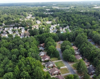 2380 Newport Landing - Photo Thumbnail 43