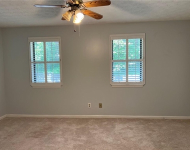 2380 Newport Landing - Photo Thumbnail 33