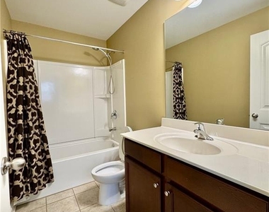 1514 Chelsea Falls Lane - Photo Thumbnail 29
