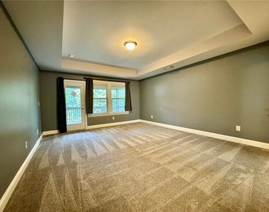 1514 Chelsea Falls Lane - Photo Thumbnail 14