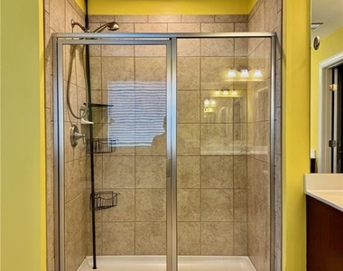 1514 Chelsea Falls Lane - Photo Thumbnail 18