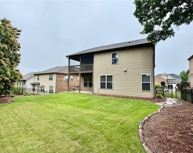 1514 Chelsea Falls Lane - Photo Thumbnail 33