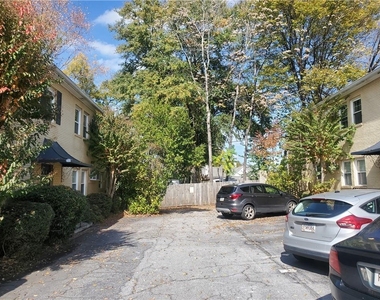 1042 Ne Saint Charles Avenue Ne - Photo Thumbnail 29
